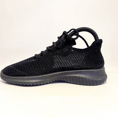 Breathable Black Shoes