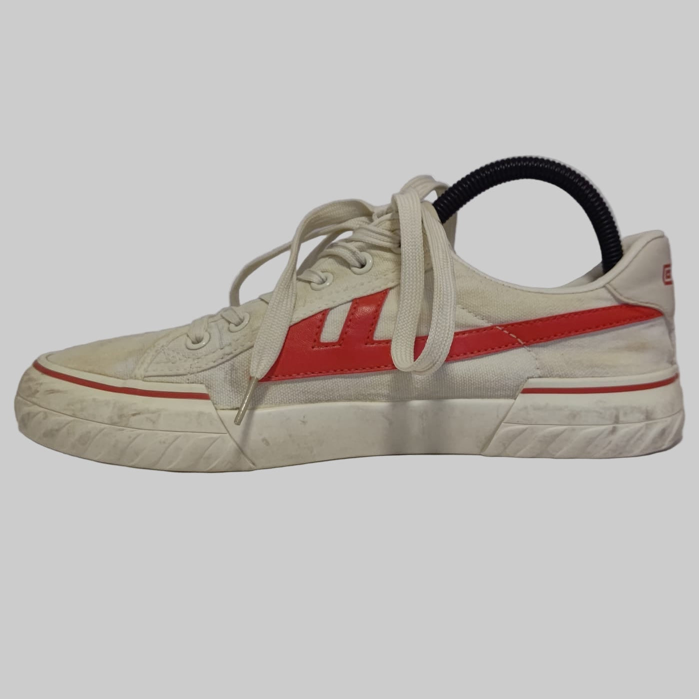 Warrior Casual Sneakers