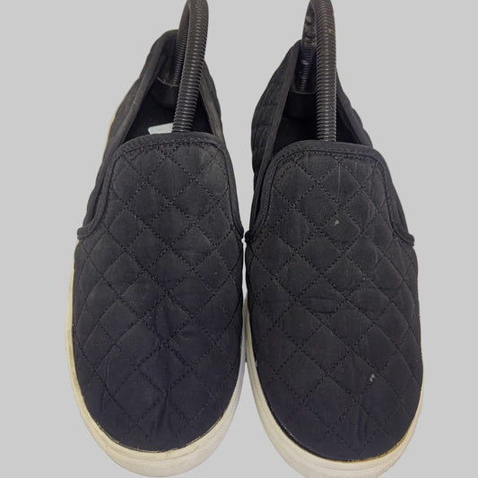 Classic Casual Black Shoes