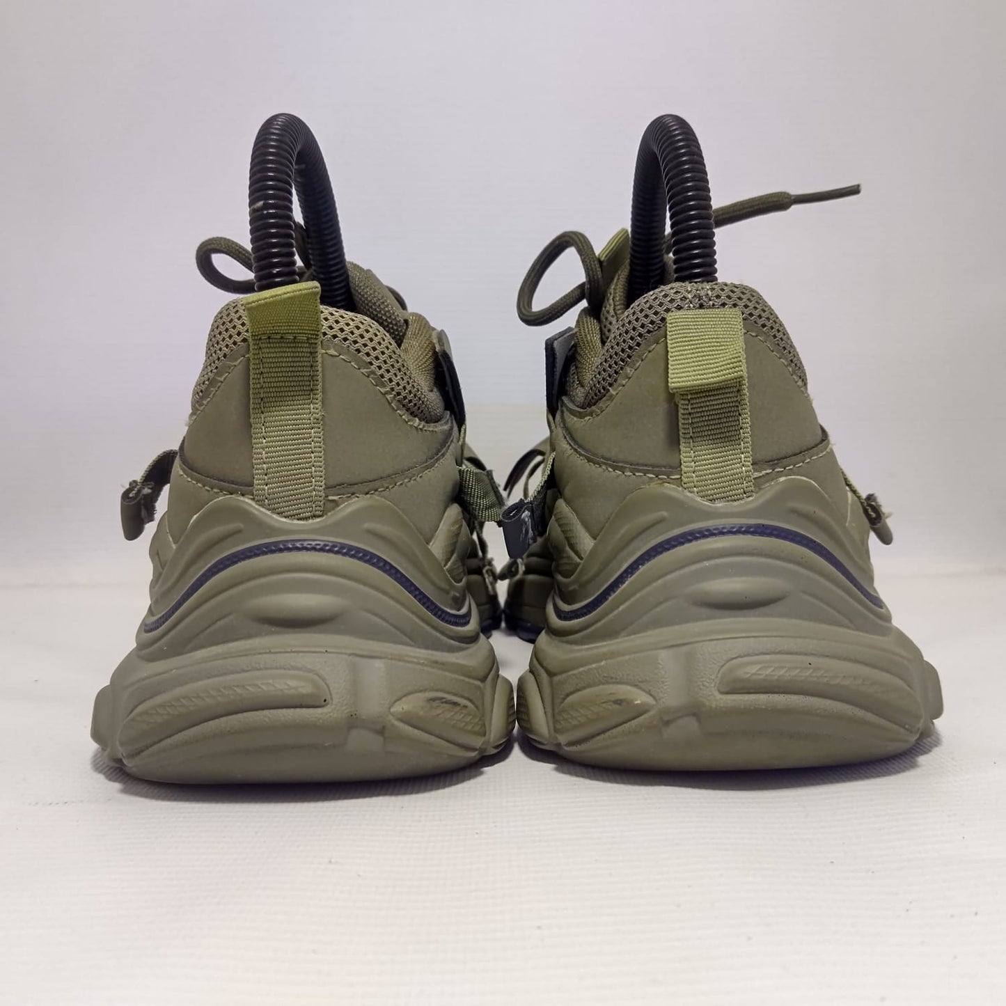 Huanqiu Breathable Sports Shoes for Kids