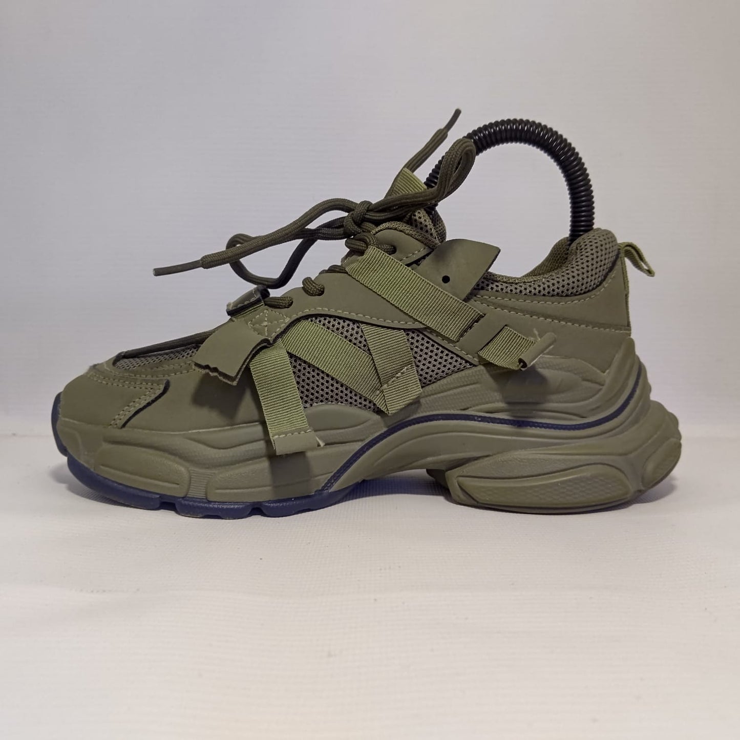 Huanqiu Breathable Sports Shoes for Kids