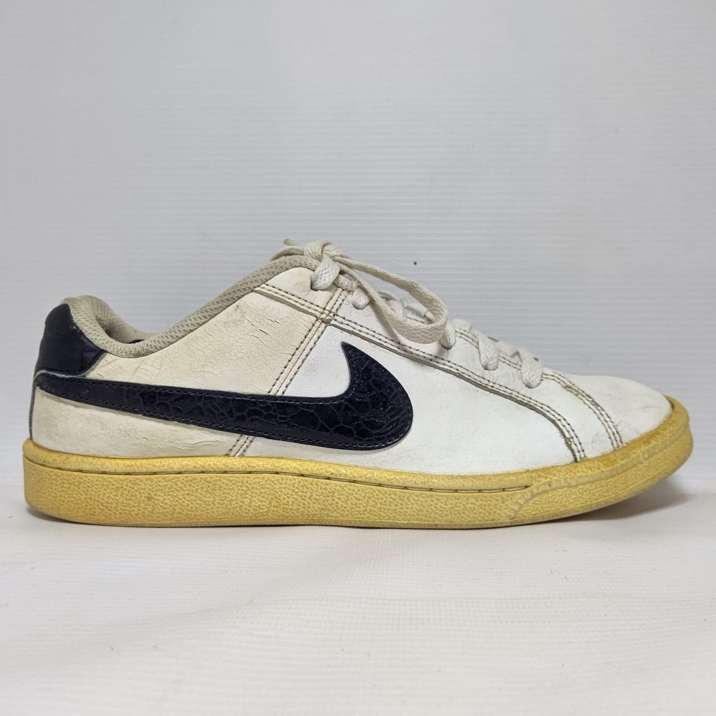 Nike Court Royale Shoes