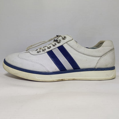 Gold Lion Casual Sneakers