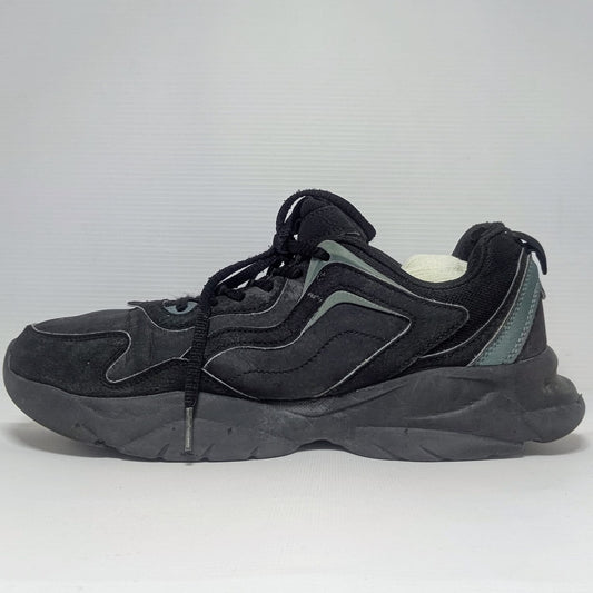 Black Athletic Shoes