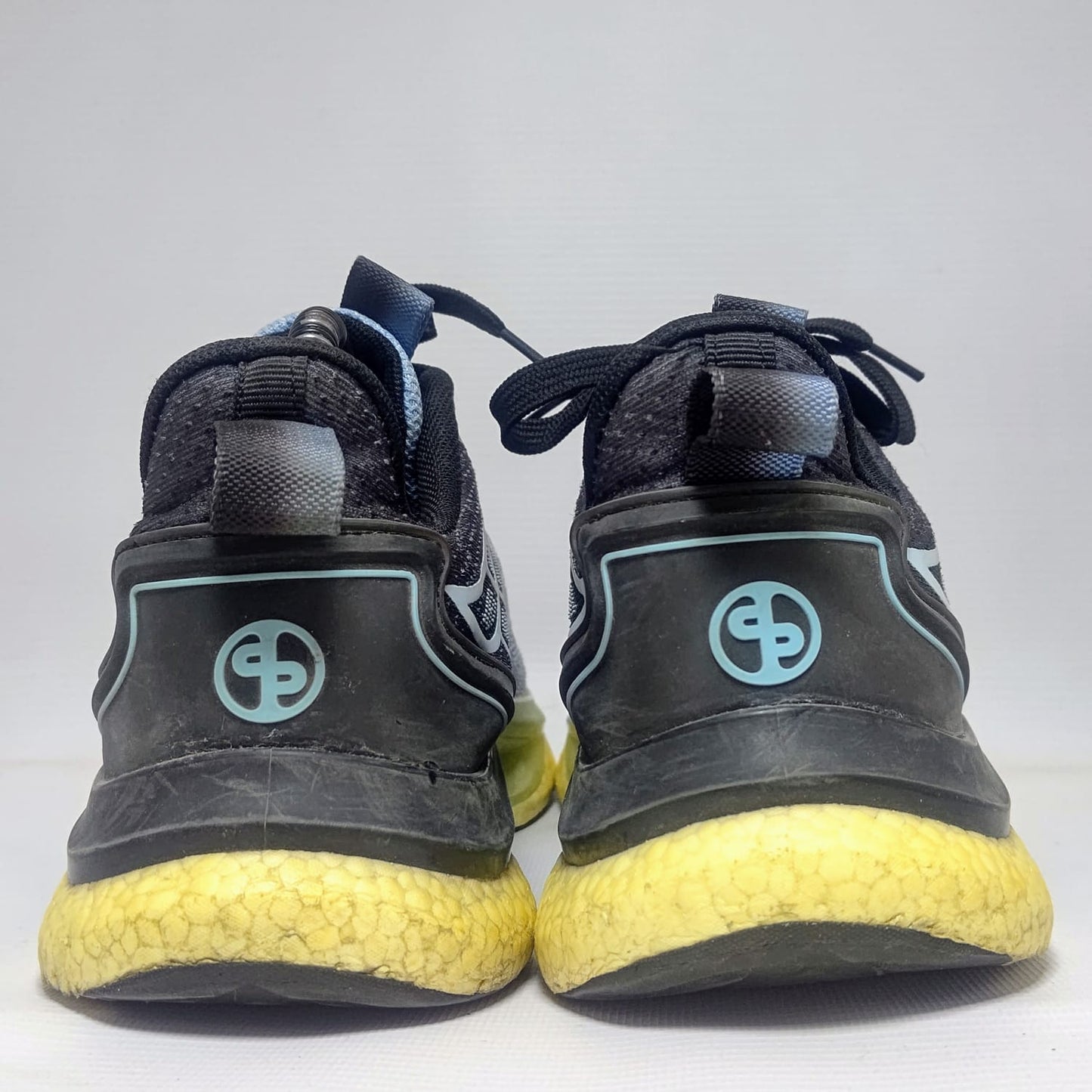 Opp Running Shoes (France)