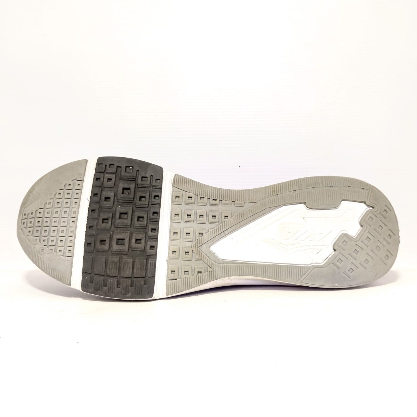 Avta Black Breathable Shoes