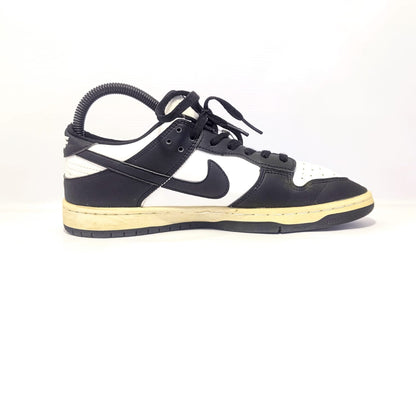 Nike Panda Dunk Sneakers