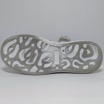 Dragonfly Zeal Heart On Road Withe Leather Shoes for Girls and Womens