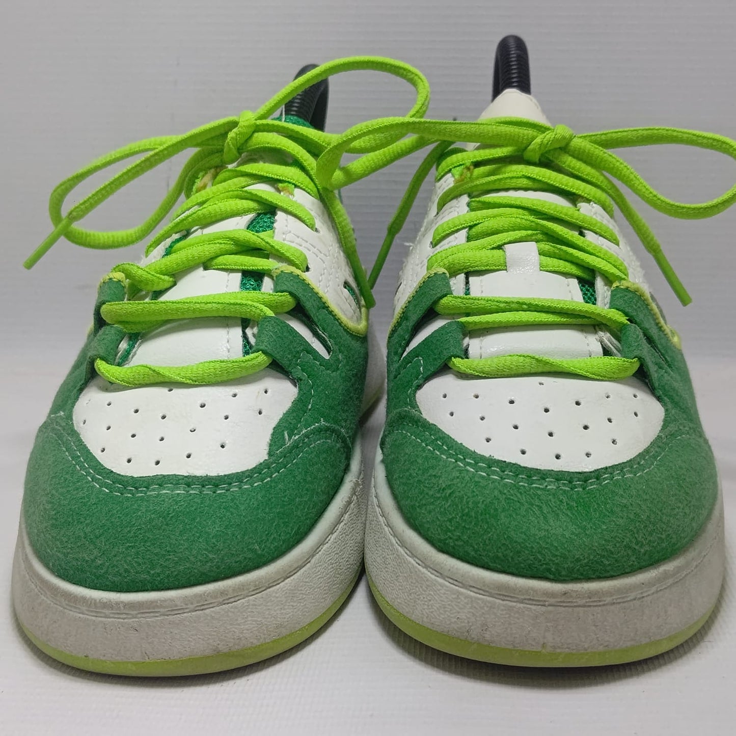 Sports Drag Leather Sneakers