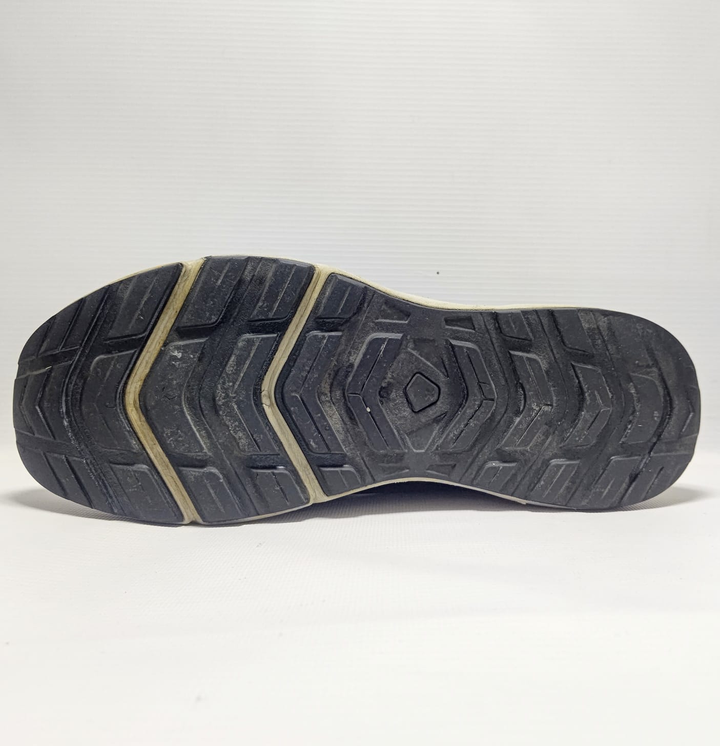 Quecheua Brown Sneakers