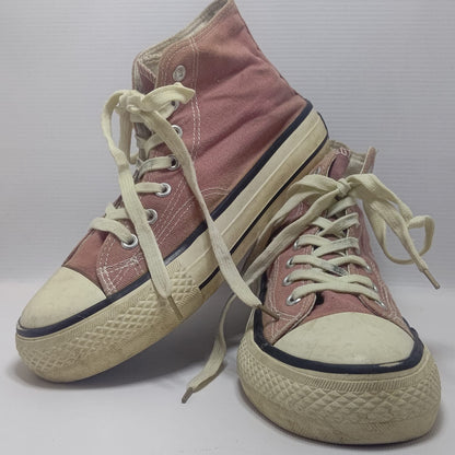 Pink Converse
