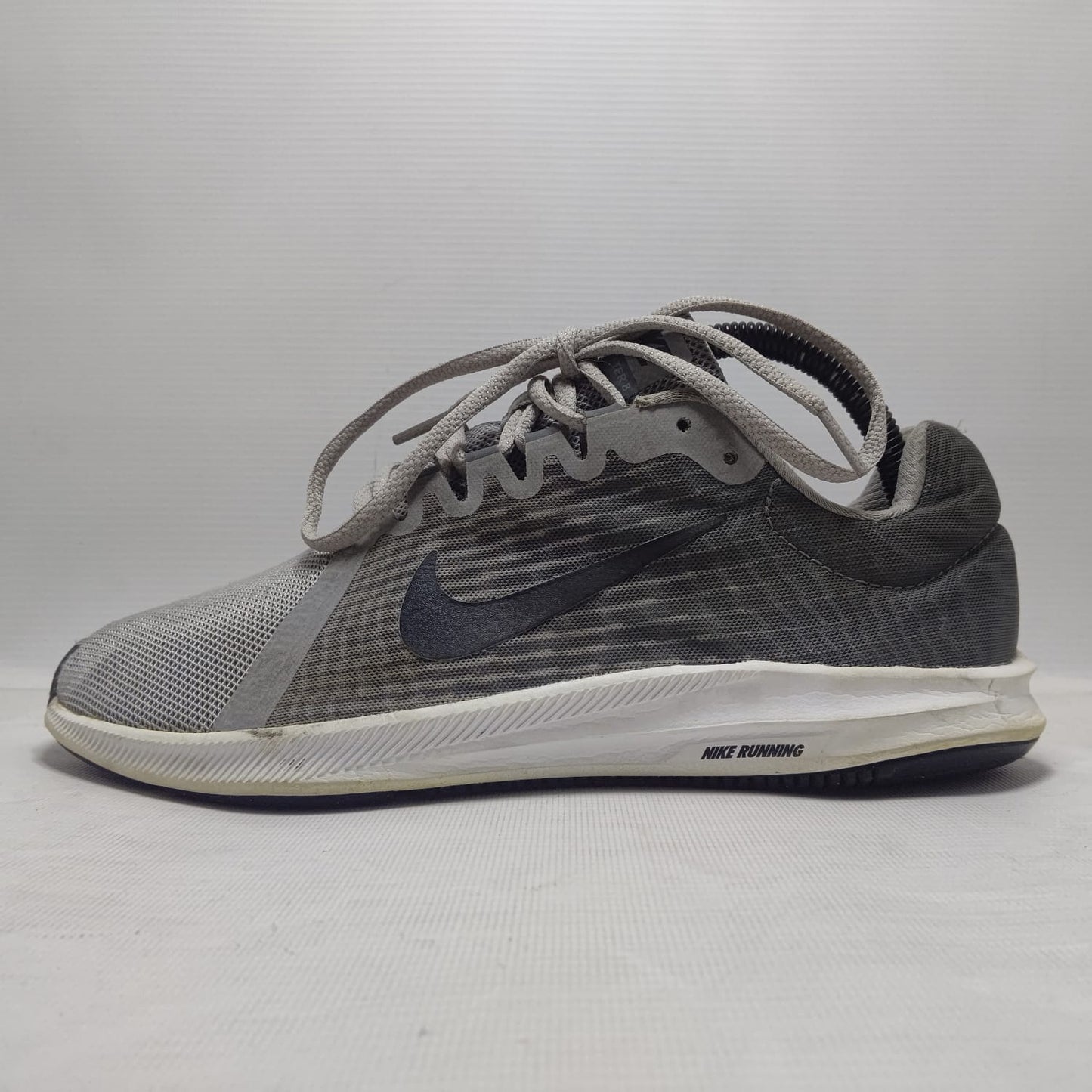 Nike Downshifter 8 running shoes