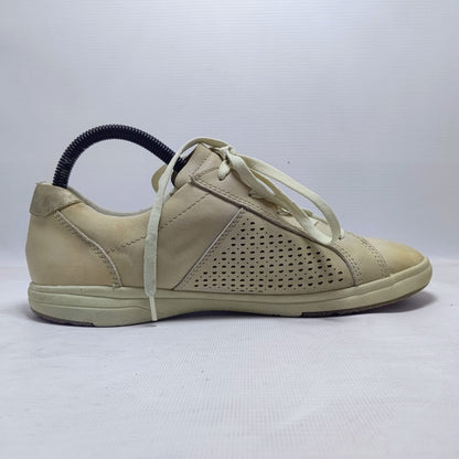 Earth Origins Etta Sneaker