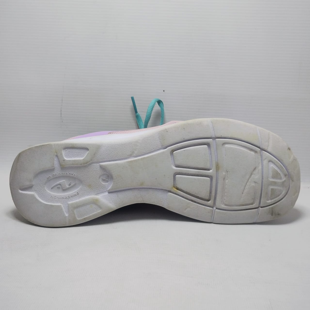 Athletic Works Lifestyle Mesh Jogger Sneakers