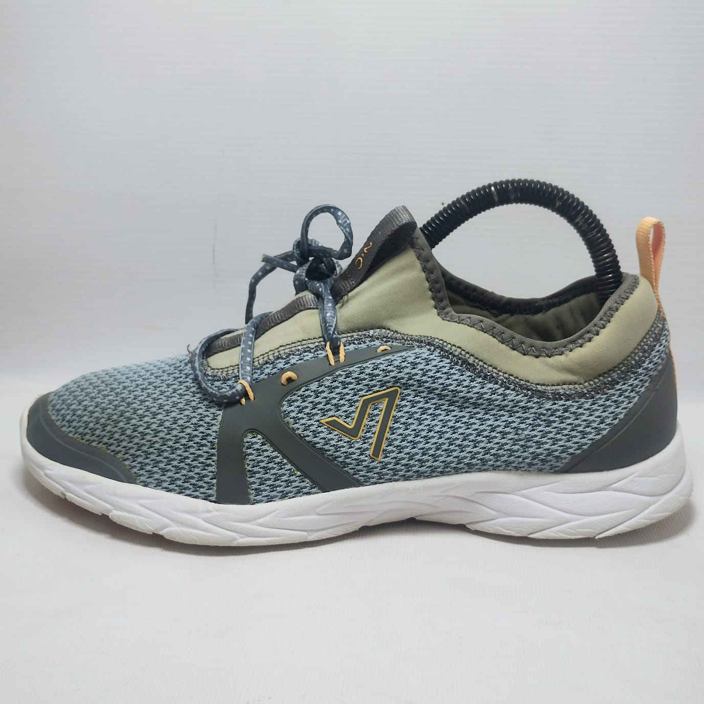 Vionic Brisk Alma lace-up sneaker