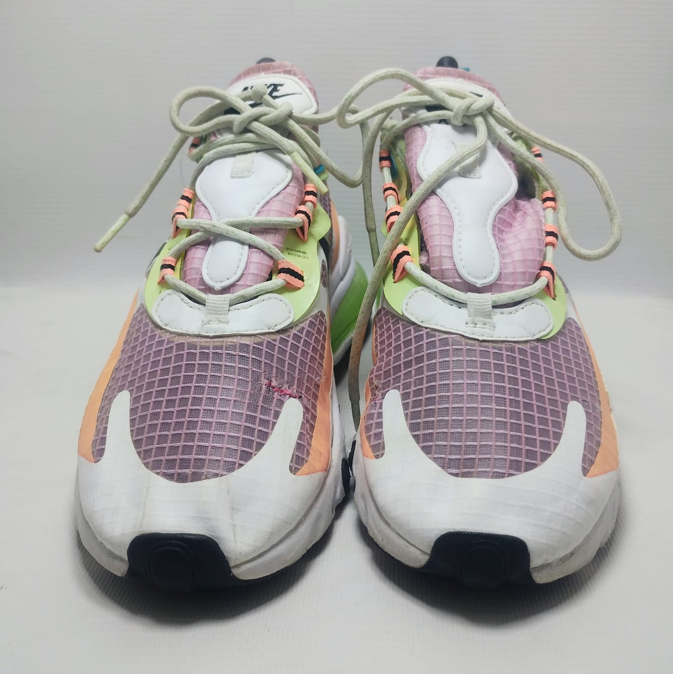 Nike Air Max 270 React SE