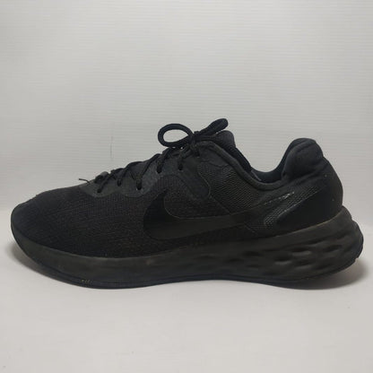 Nike Revolution 6