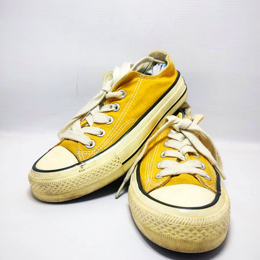 Lvaooeci Canvas Sneakers by Oneshoes