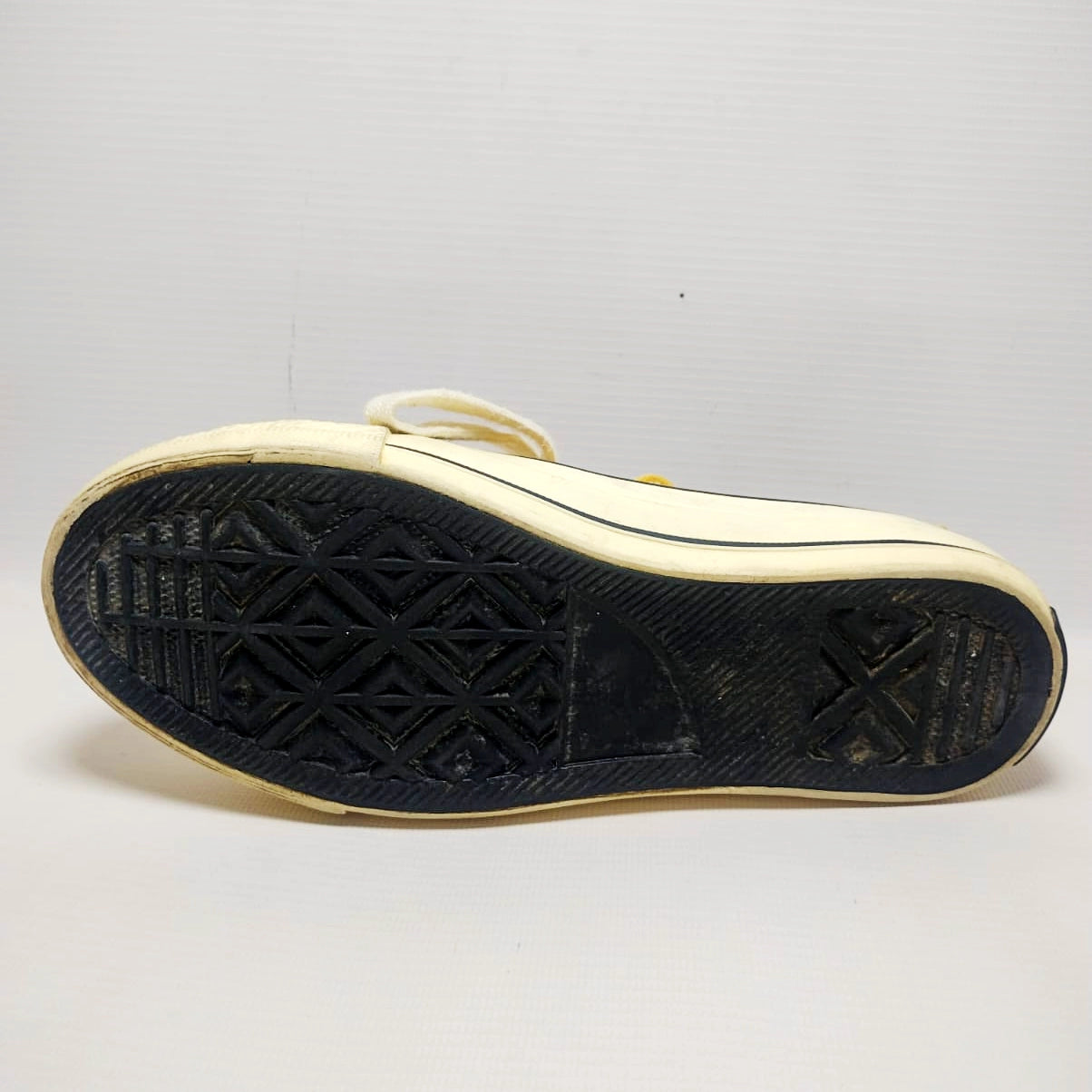 Lvaooeci Canvas Sneakers by Oneshoes