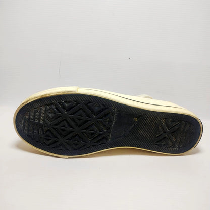 Lvaooeci Canvas Sneakers by Oneshoes