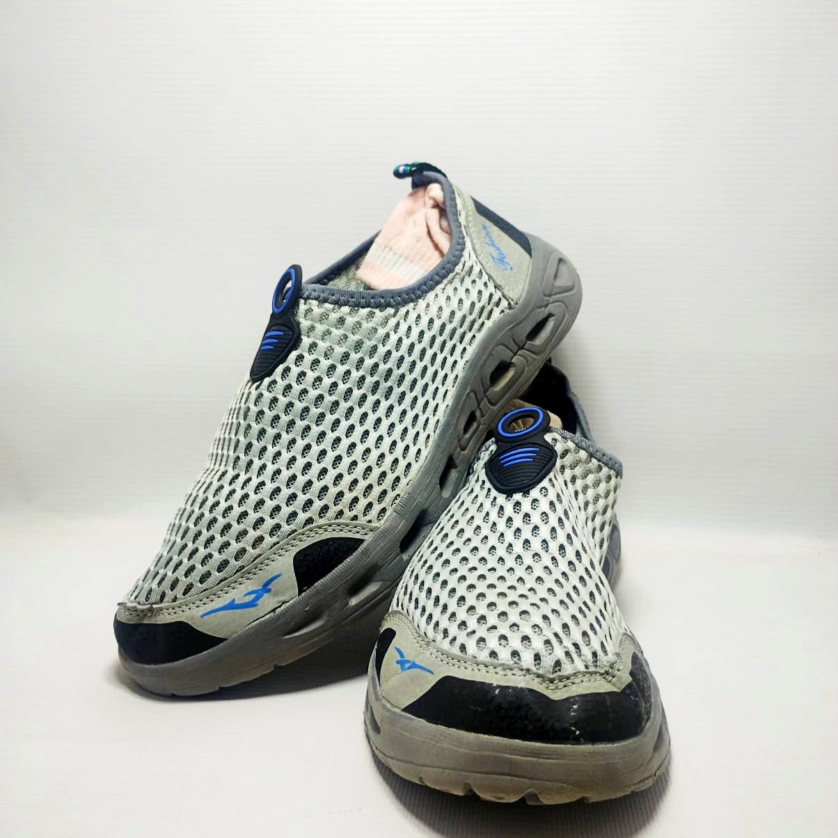 ‎JTRHD Aqua Sneaker