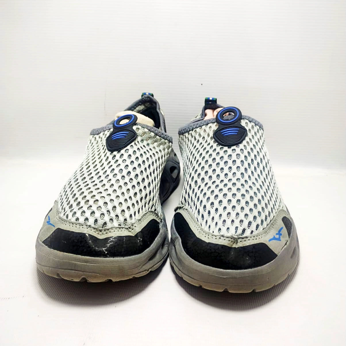 ‎JTRHD Aqua Sneaker