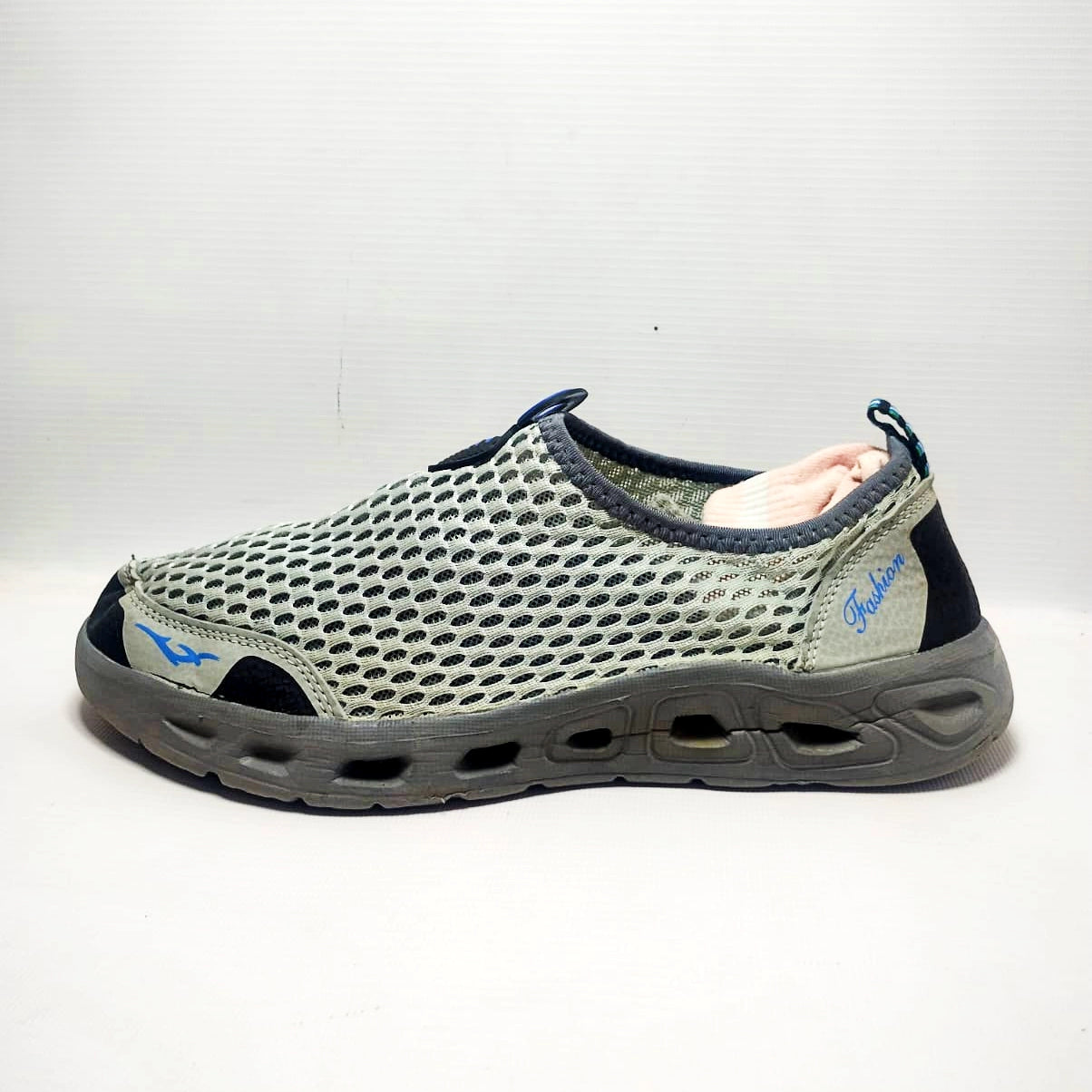 ‎JTRHD Aqua Sneaker