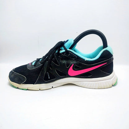 Nike Revolution 2