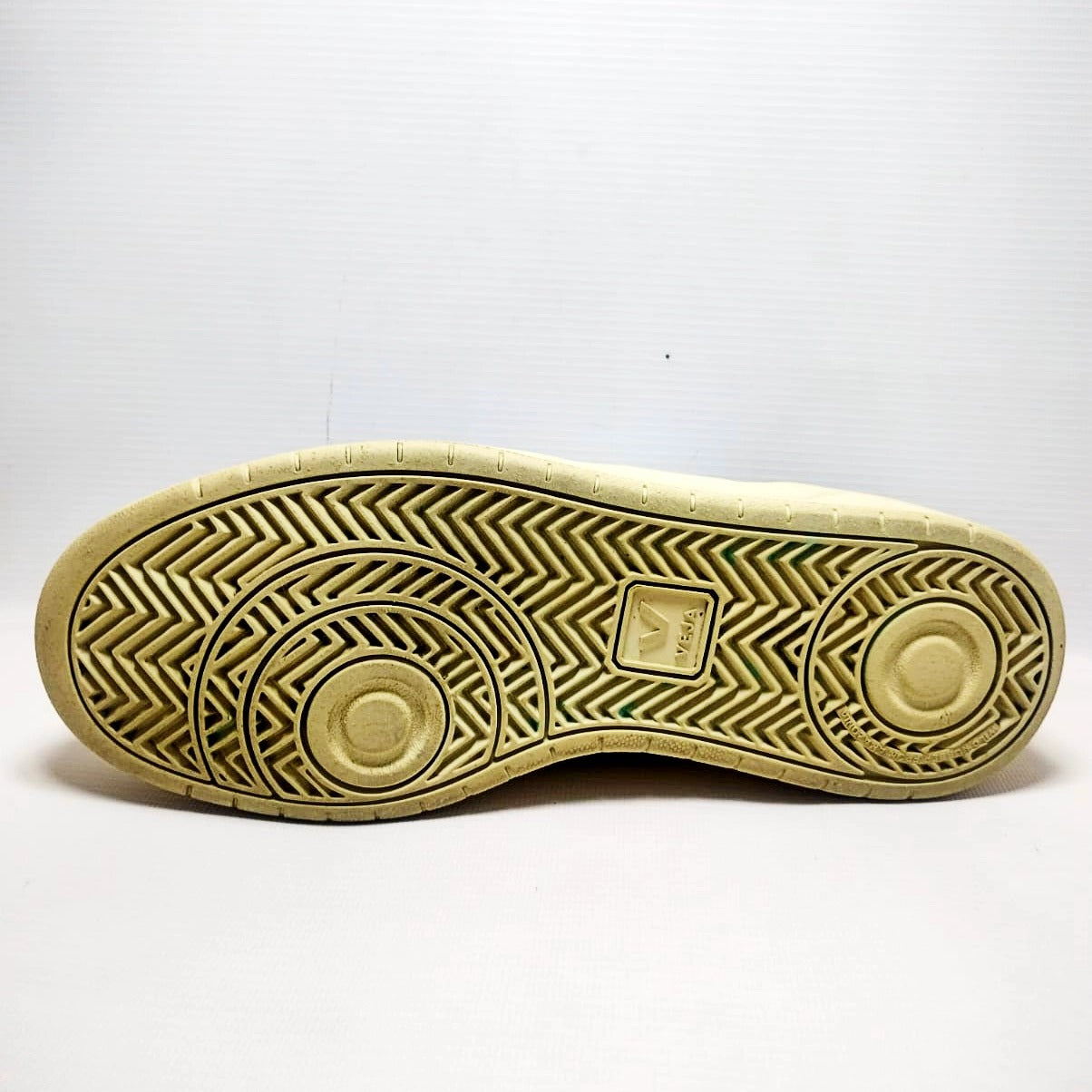 Veja V-10 leather sneakers