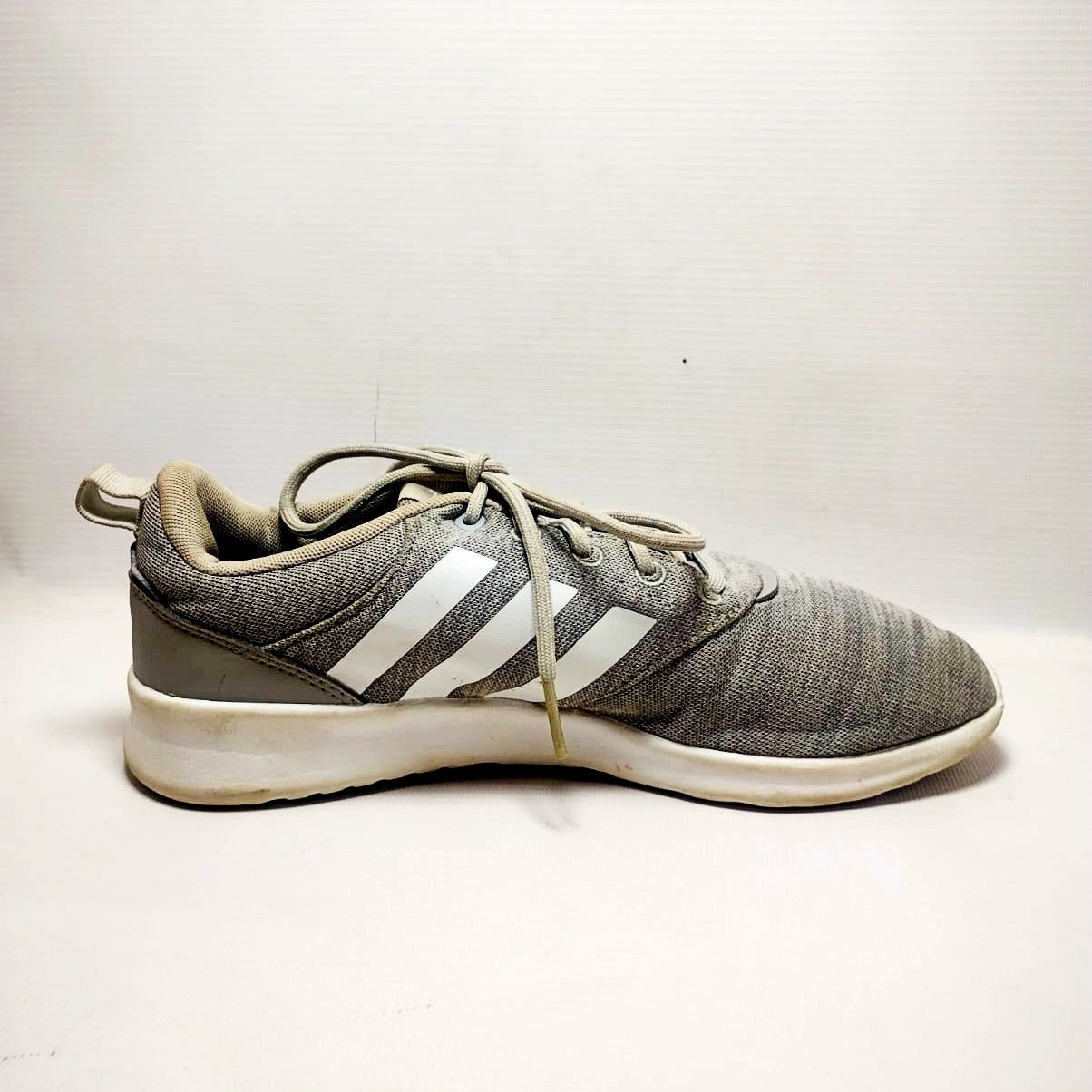 Adidas QT Racer 2.0 running shoes