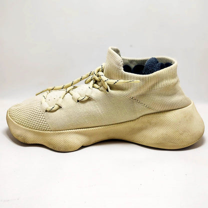 Men's athleisure sneakers