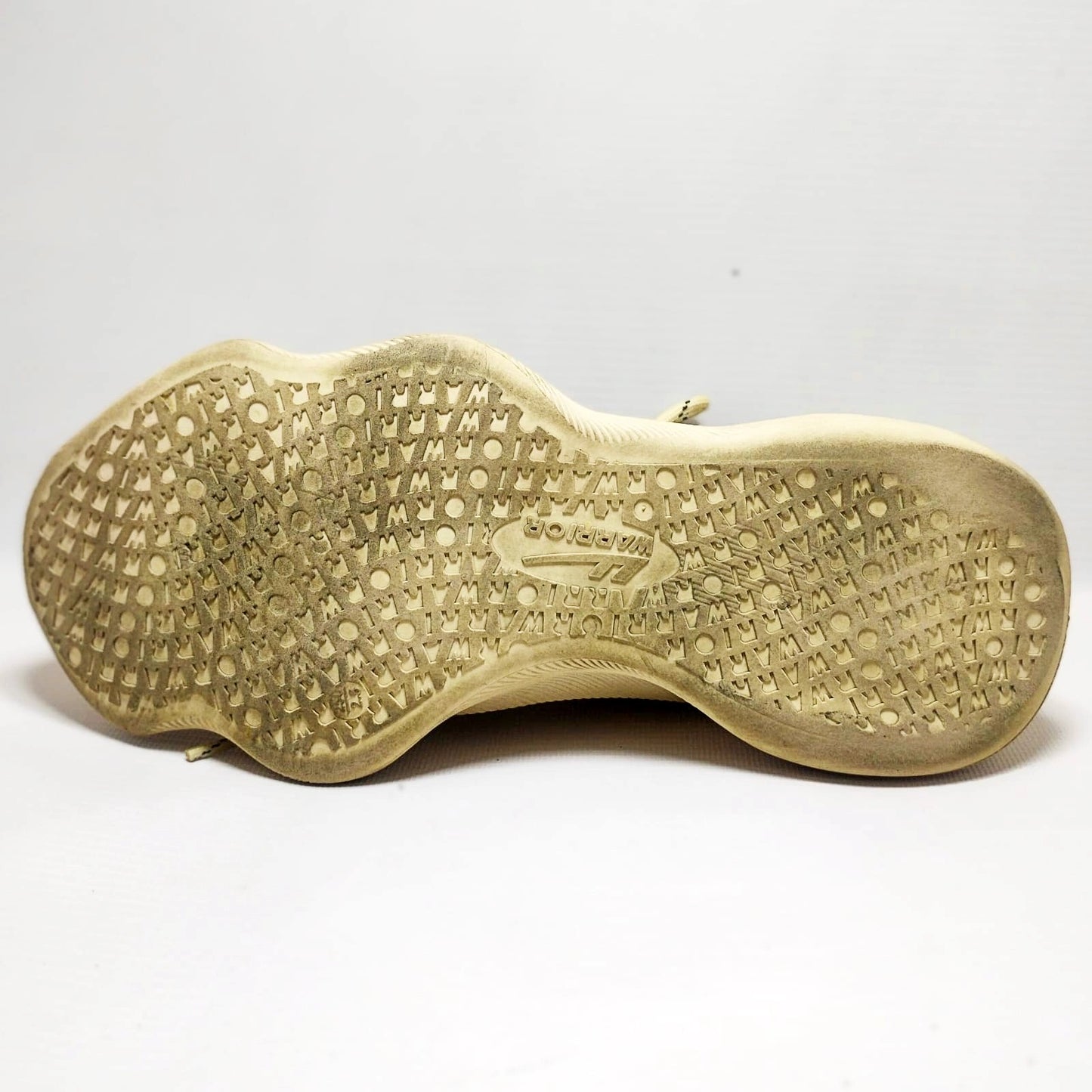 Men's athleisure sneakers