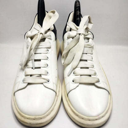 AIGVHANDRF MCIQNRFEN SNEAKERS