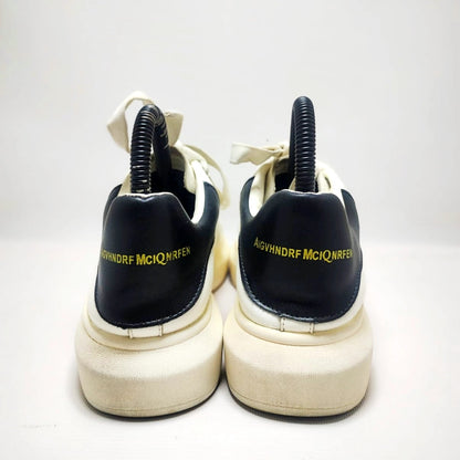 AIGVHANDRF MCIQNRFEN SNEAKERS