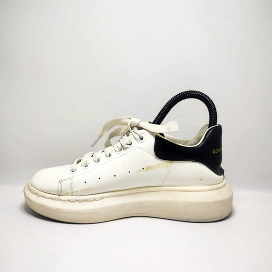 AIGVHANDRF MCIQNRFEN SNEAKERS