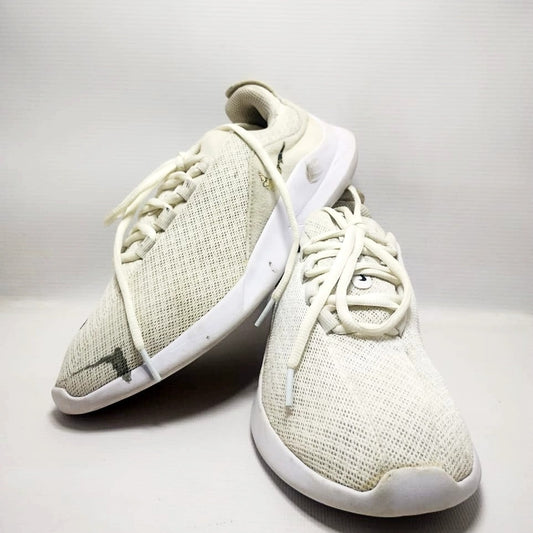 Nike Viale running shoe