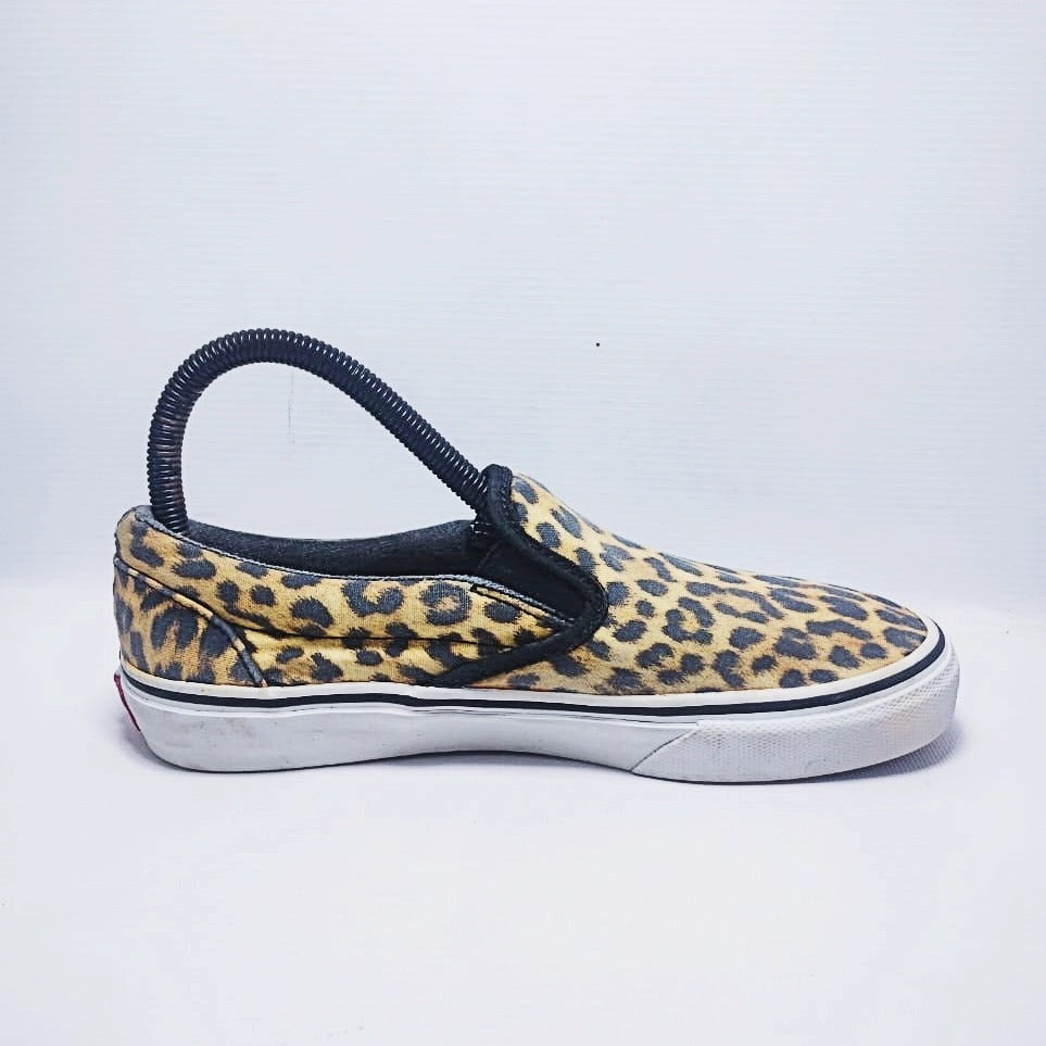 Vans Classic Slip-On Sneakers