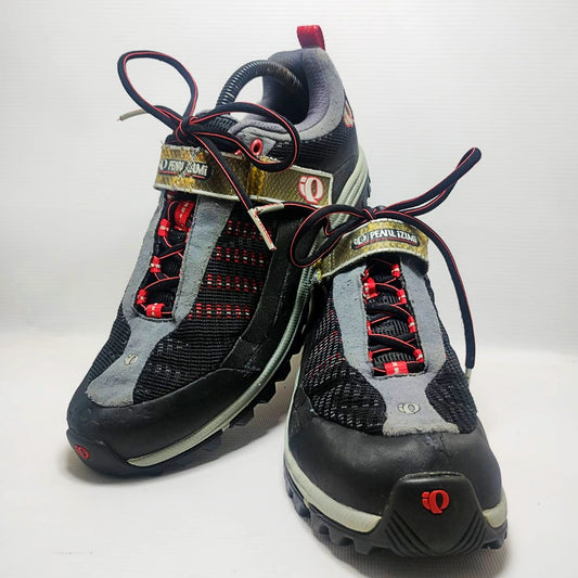 Pearl Izumi X-Alp Seek mountain bike shoes