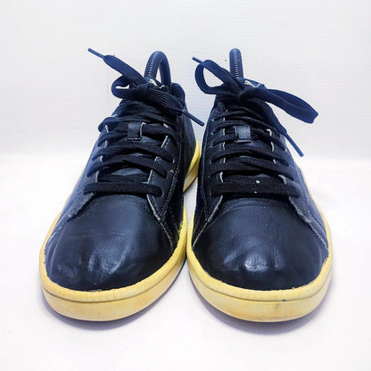 Puma Smash v2 Leather Sneakers.