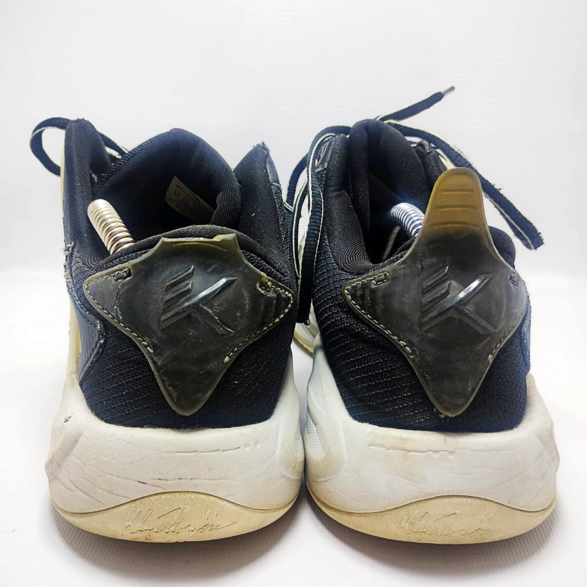 Anta Light Cavalry 8 Low basketball shoe