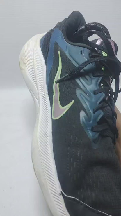 Nike Air Zoom Winflo 7 running shoe