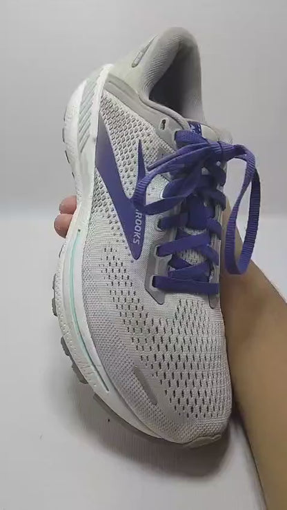 Brooks Adrenaline GTS 22